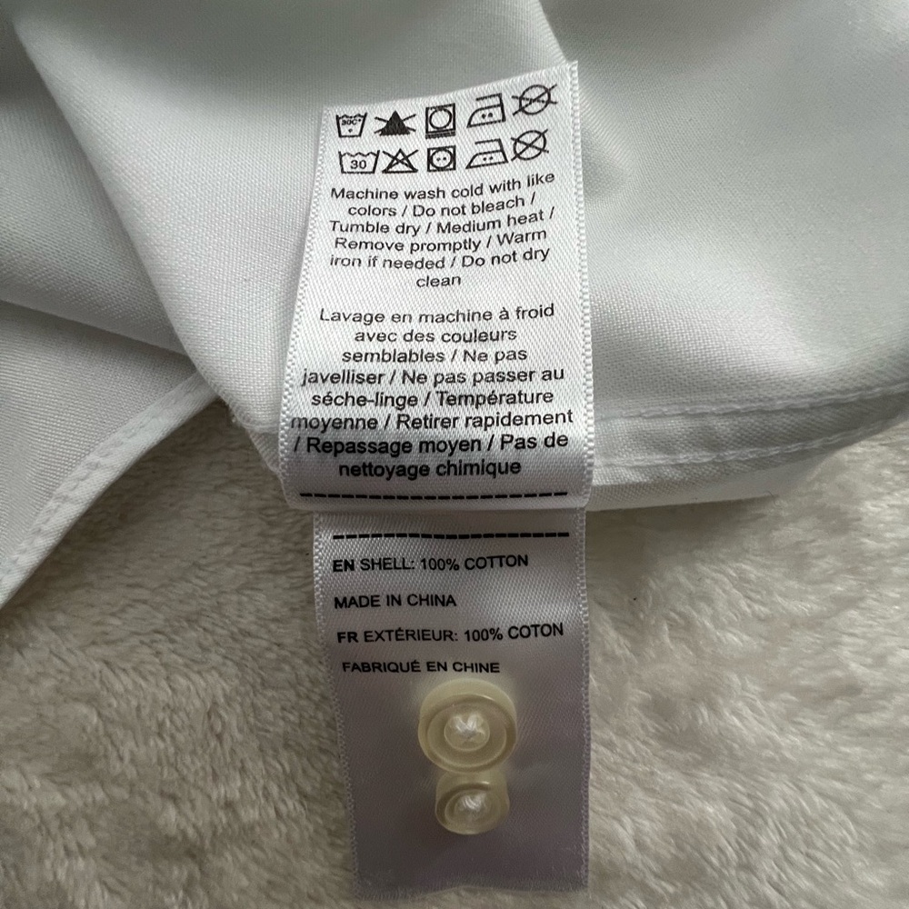 UNTUCKit Classic White Button Down Slim Fit Cotton Shirt, Size XL - Picture 12 of 12